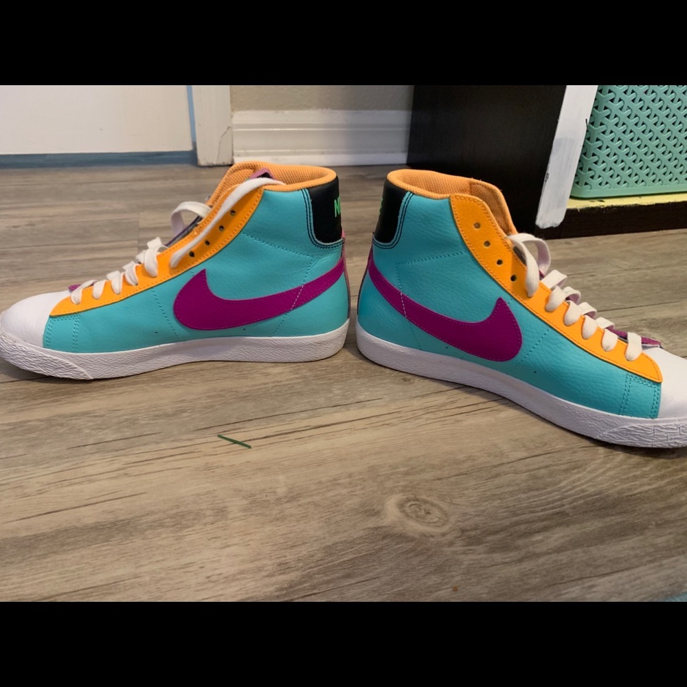 Nike blazer mids